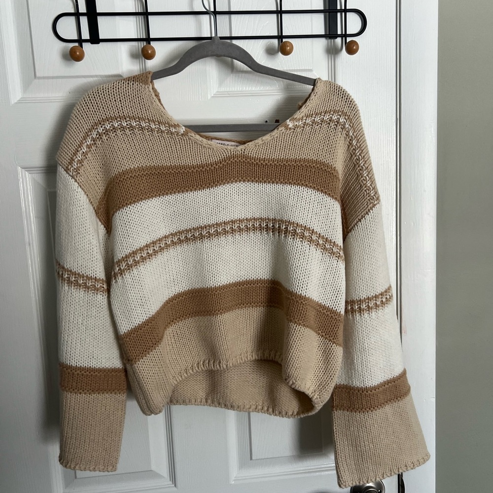 Sincerely Jules sweater, never worn, size medium